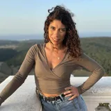 Sarah Lhessy